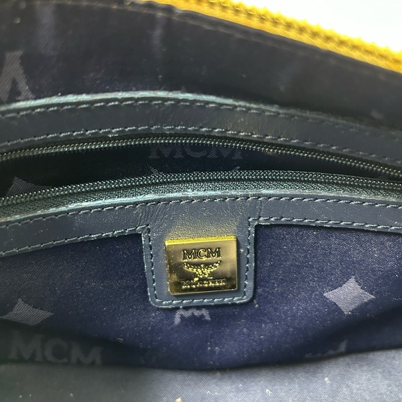 MCM Handbag - Picture 7 of 10